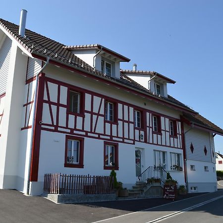 BnB zum Schlüssel Unterehrendingen Exterior foto