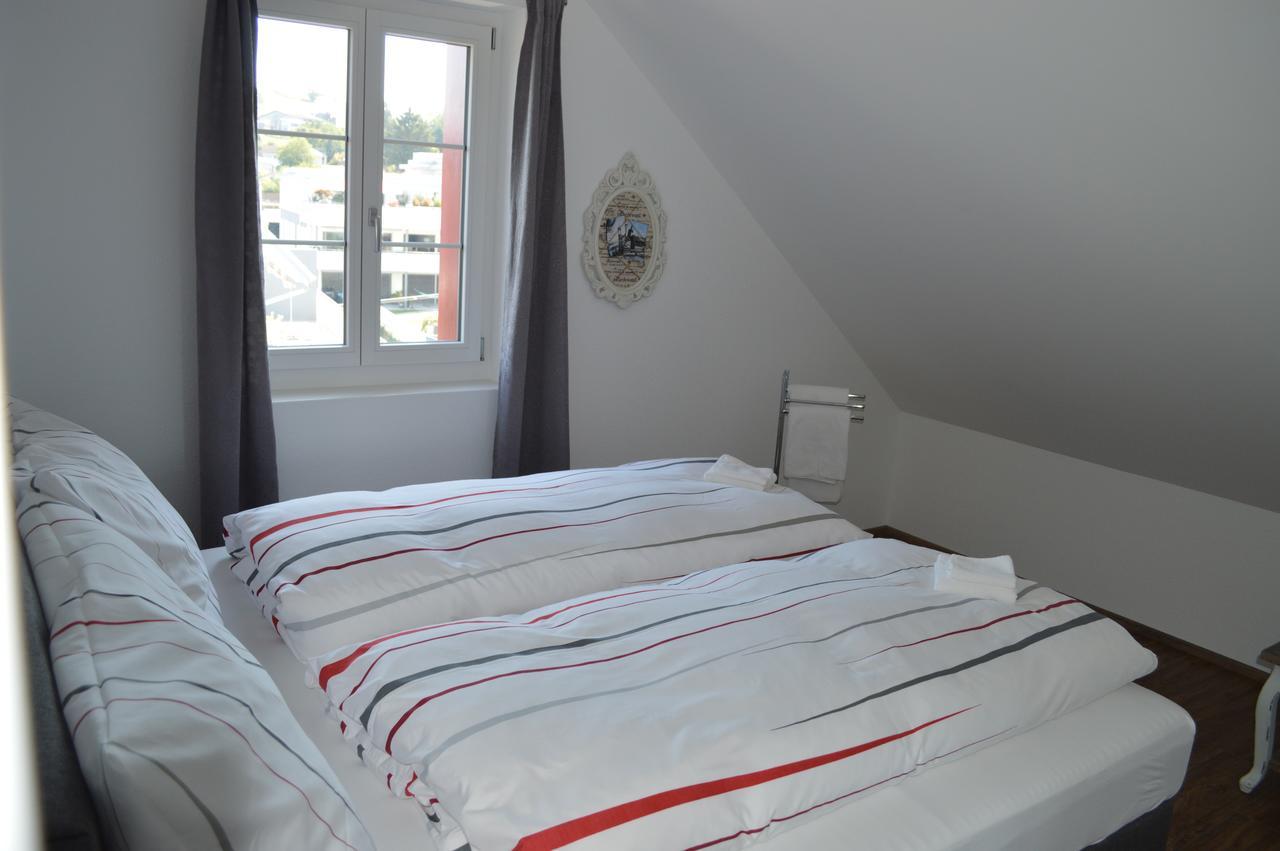 BnB zum Schlüssel Unterehrendingen Exterior foto